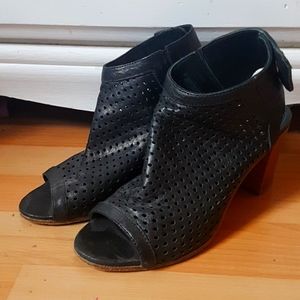 Open toed chunky heels